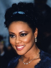 Photo of Lela Rochon