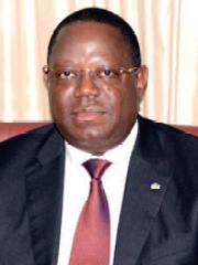 Photo of Emmanuel Issoze-Ngondet