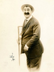 Photo of Mack Swain