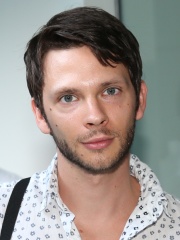 Photo of Devon Graye