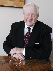 Photo of Raymond Gosling