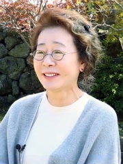 Photo of Youn Yuh-jung