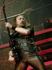 Photo of Ian Hill