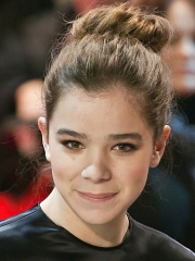 Photo of Hailee Steinfeld