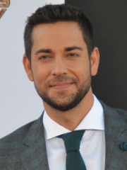 Photo of Zachary Levi