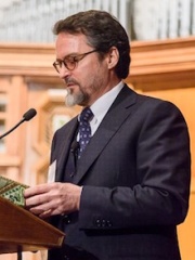 Photo of Hamza Yusuf