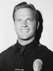 Photo of Ralph Meeker