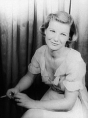 Photo of Barbara Bel Geddes