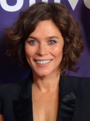 Photo of Anna Friel