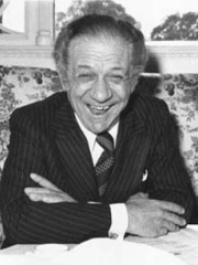 Photo of Sid James