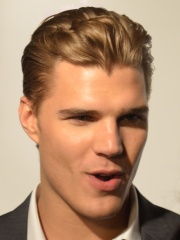 Photo of Chris Zylka