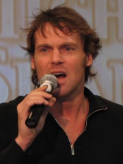 Photo of Michael Shanks