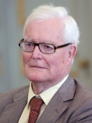 Photo of Douglas Hurd