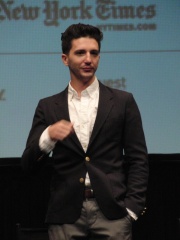 Photo of John Magaro