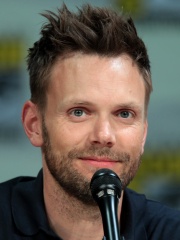 Photo of Joel McHale