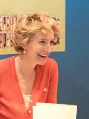 Photo of Anna Gavalda