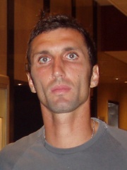 Photo of Arik Benado