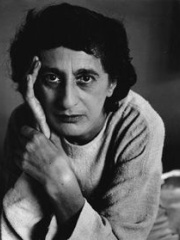 Photo of Anni Albers