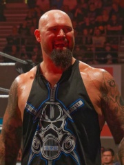 Photo of Luke Gallows