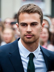 Photo of Theo James