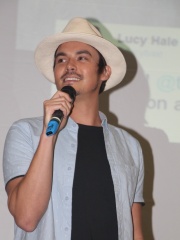 Photo of Tyler Blackburn