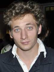 Photo of Jeremy Allen White