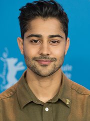 Photo of Manish Dayal
