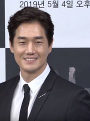 Photo of Yoo Ji-tae