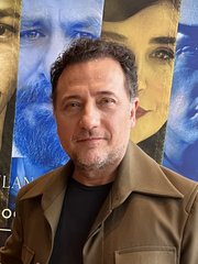 Photo of Yiğit Özşener