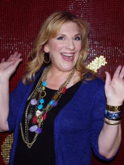 Photo of Lisa Lampanelli