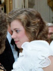 Photo of Carrie Hamilton