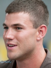 Photo of Austin Stowell