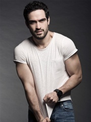 Photo of Alfonso Herrera