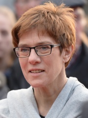 Photo of Annegret Kramp-Karrenbauer