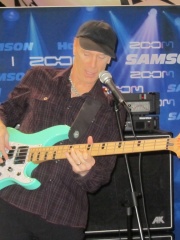 Photo of Billy Sheehan