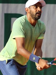 Photo of Divij Sharan