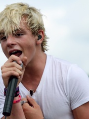 Photo of Ross Lynch