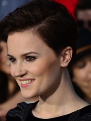 Photo of Veronica Roth