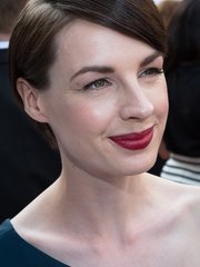Photo of Jessica Raine