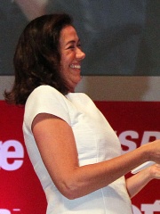 Photo of Lília Cabral