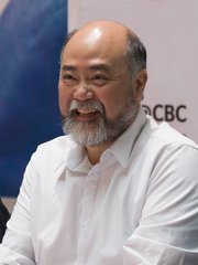 Photo of Paul Sun-Hyung Lee