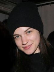 Photo of Alexis Knapp