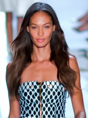 Photo of Joan Smalls