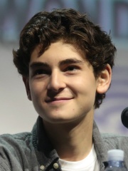 Photo of David Mazouz