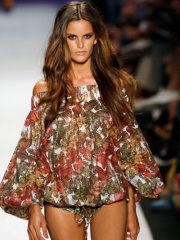 Photo of Izabel Goulart