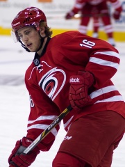 Photo of Elias Lindholm