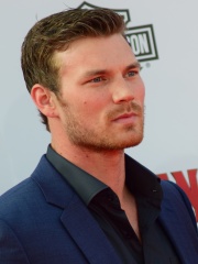 Photo of Derek Theler