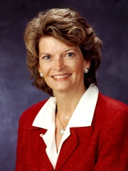 Photo of Lisa Murkowski