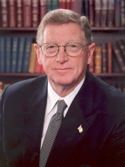 Photo of Conrad Burns