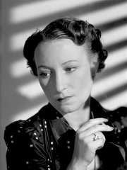Photo of Orane Demazis